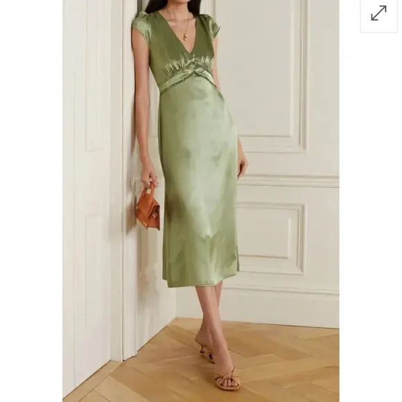 Reformation Kaye silk dress in the artichoke color - Picture 5 of 9